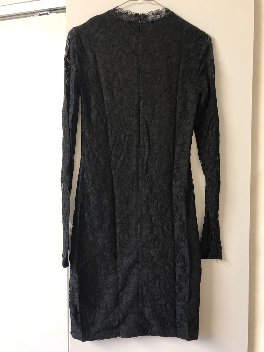 Vila Kleider: Schwarzes Kleid mit Spitzen – Gebraucht aus Sargans von RaBa08 1