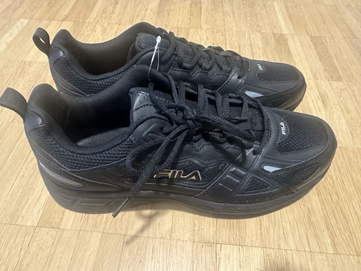 Scarpe da uomo: Fila Sneaker Neuwertig Gr.44 – Usato da Pratteln venduto da san_p6mt