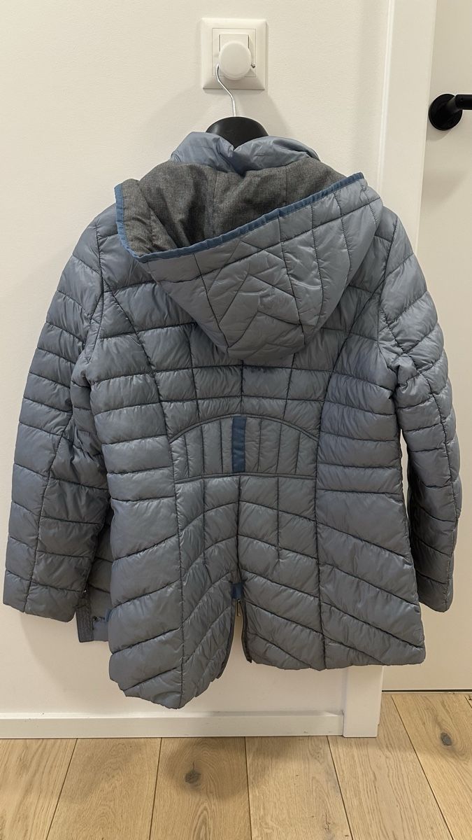 Gil Bret Giacche: Gil Bret Light Blue Padded Jacket, Size 38, New – Nuovo (secondo la descrizione) da Troinex venduto da AnnaAbanin 9