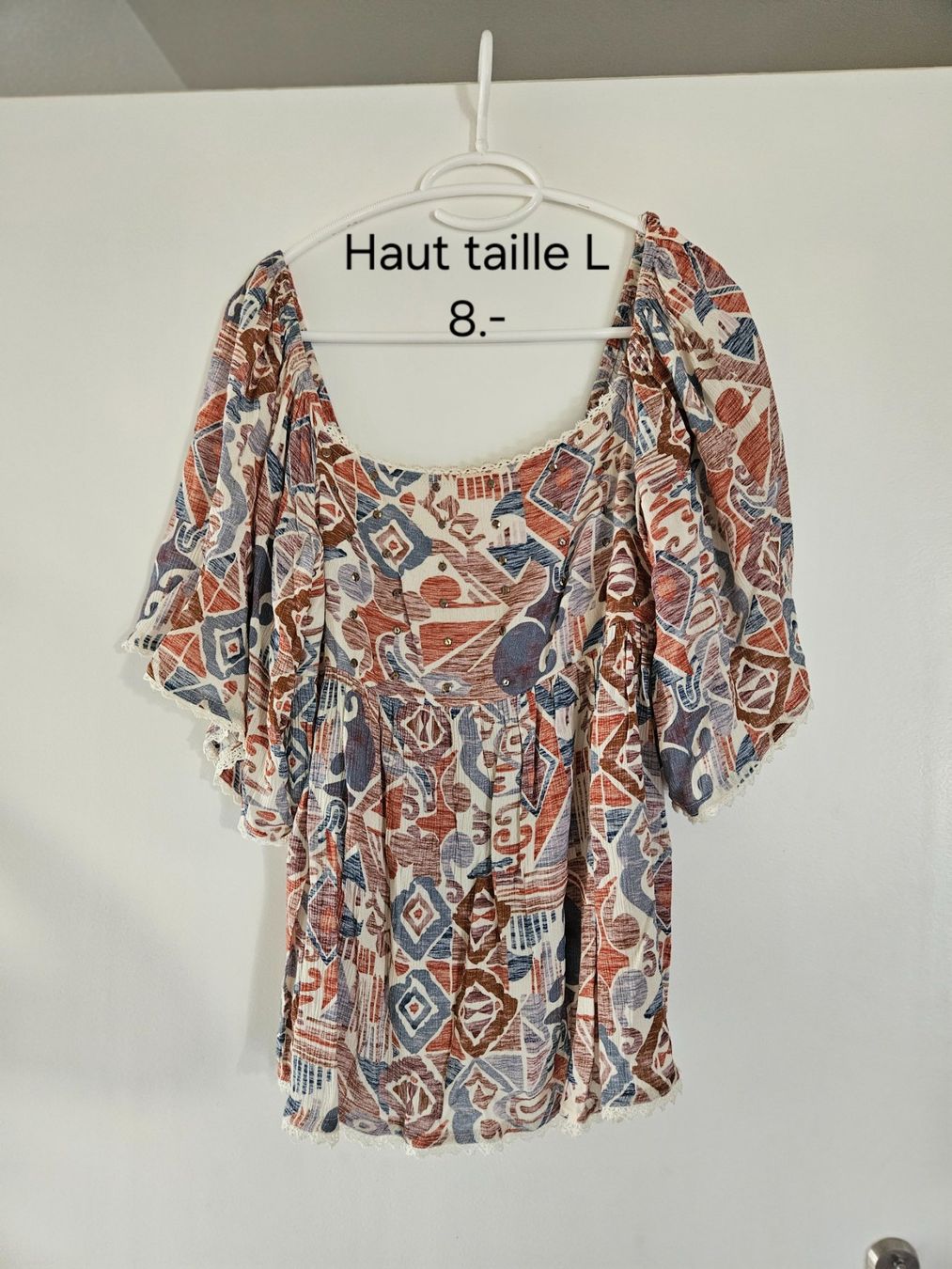 Tops: Haut taille L – Gebraucht aus Vétroz von sas_yln5
