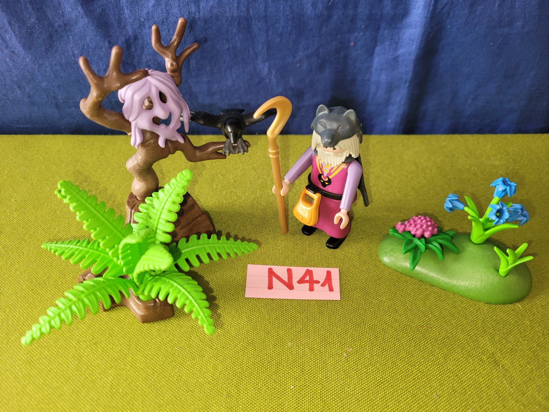 Playmobil Giocattoli: Playmobil vintage Druide N41 – Usato da Aarberg venduto da Fink010 1