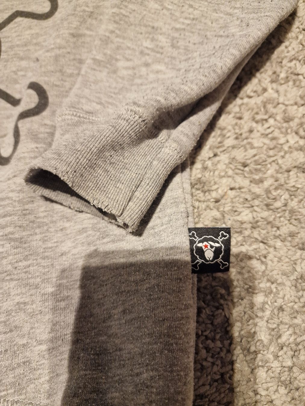 Pullover & Sweatshirts: Nununu 4-5 – Gebraucht aus Basel von chingson 2