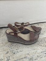 Marcela Yil Platform NP: 140.-