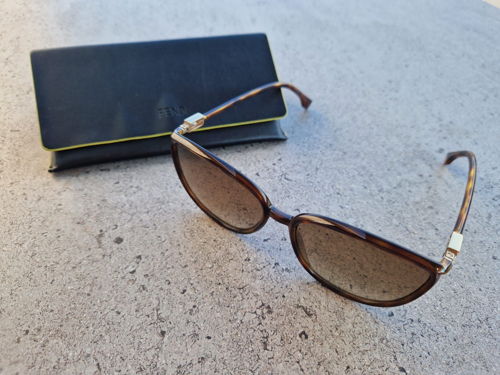 Fendi Brillen & Gläser: Fendi Sonnenbrille – Gebraucht aus Au ZH von lau_tc7h 3