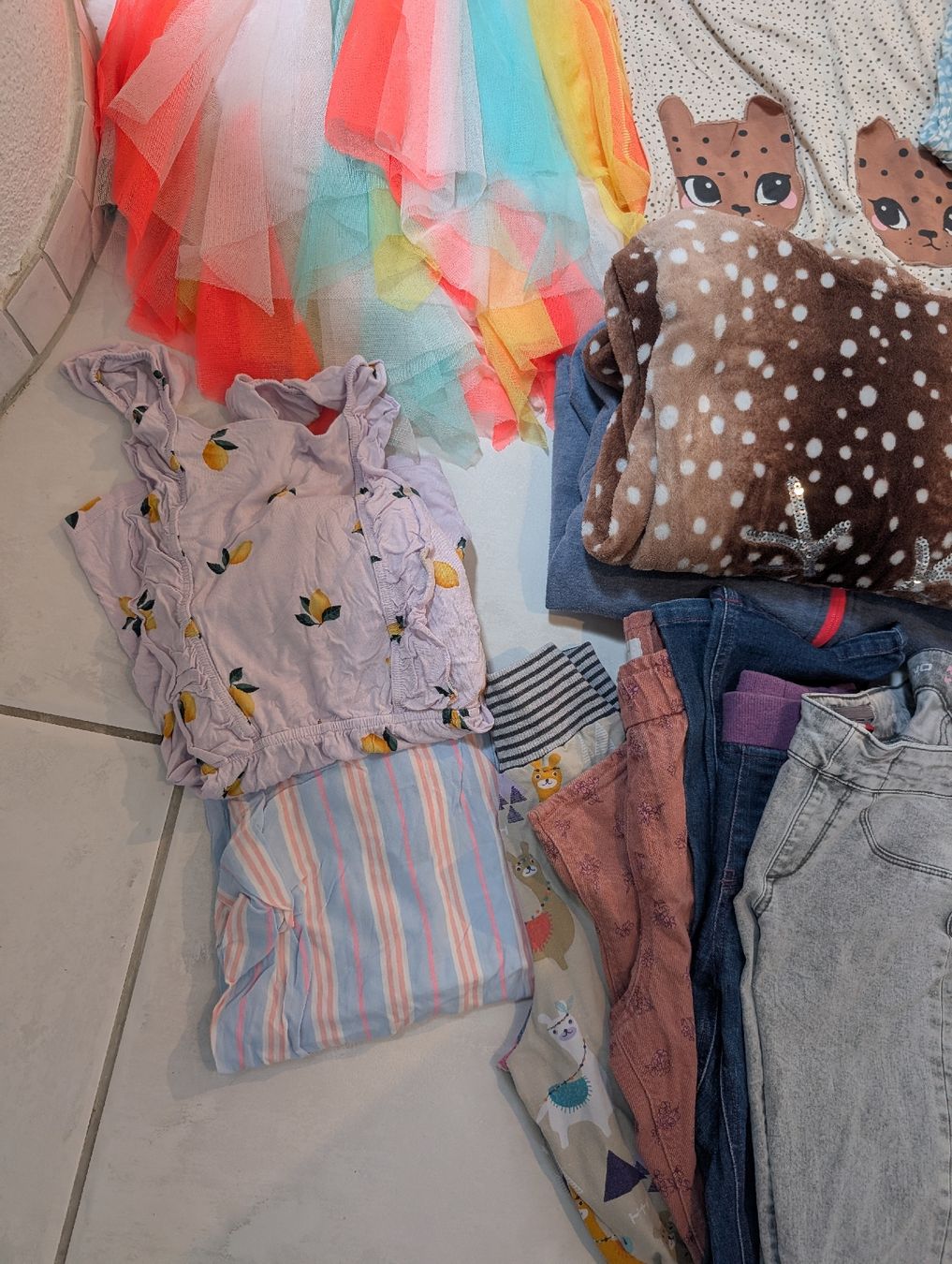 Lotti & Set di vestiti: Kleiderpaket Grösse 140 – Usato da Gebenstorf venduto da fa1zz 6