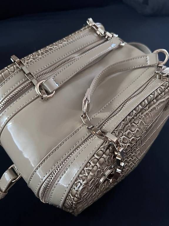 Borse da donna: Versace Jeans Tasche  – Usato da Matten b. Interl venduto da pulcedaqua 3