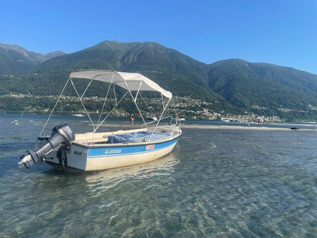 Yamaha Barche: vendo Hellas con motore Yamaha 8 cv – Usato da Losone venduto da Willy26