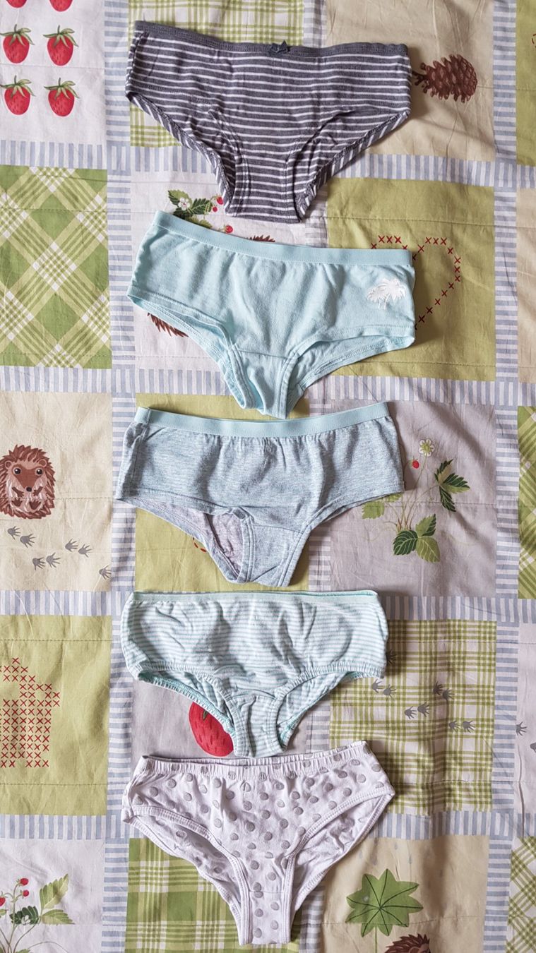 Biancheria intima: Unterhosen Gr.134/140 – Usato da Luzern venduto da silvermoon12