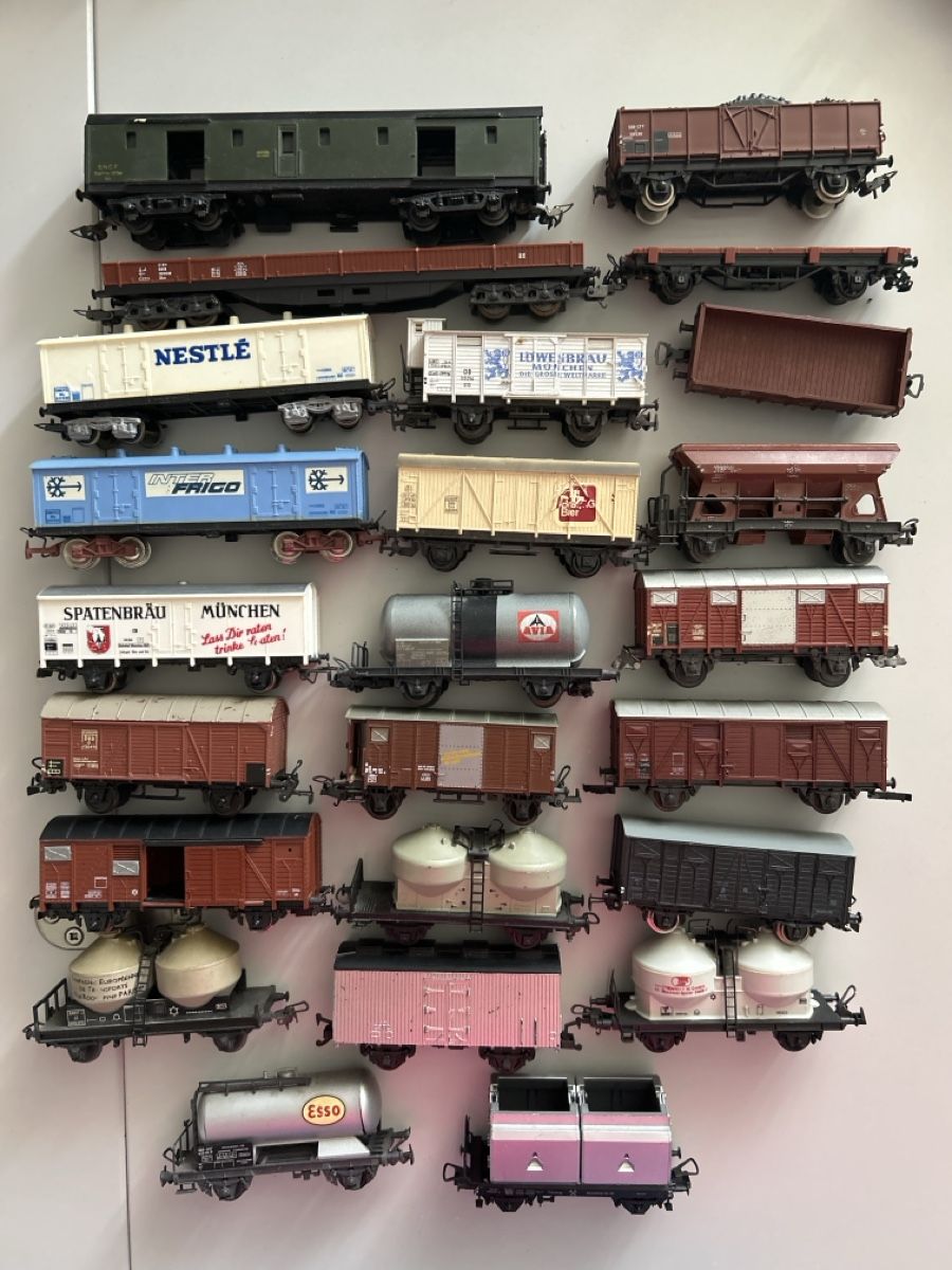 Trains électriques: Wagons marchandise HO – D'occasion à Veytaux par ccristina
