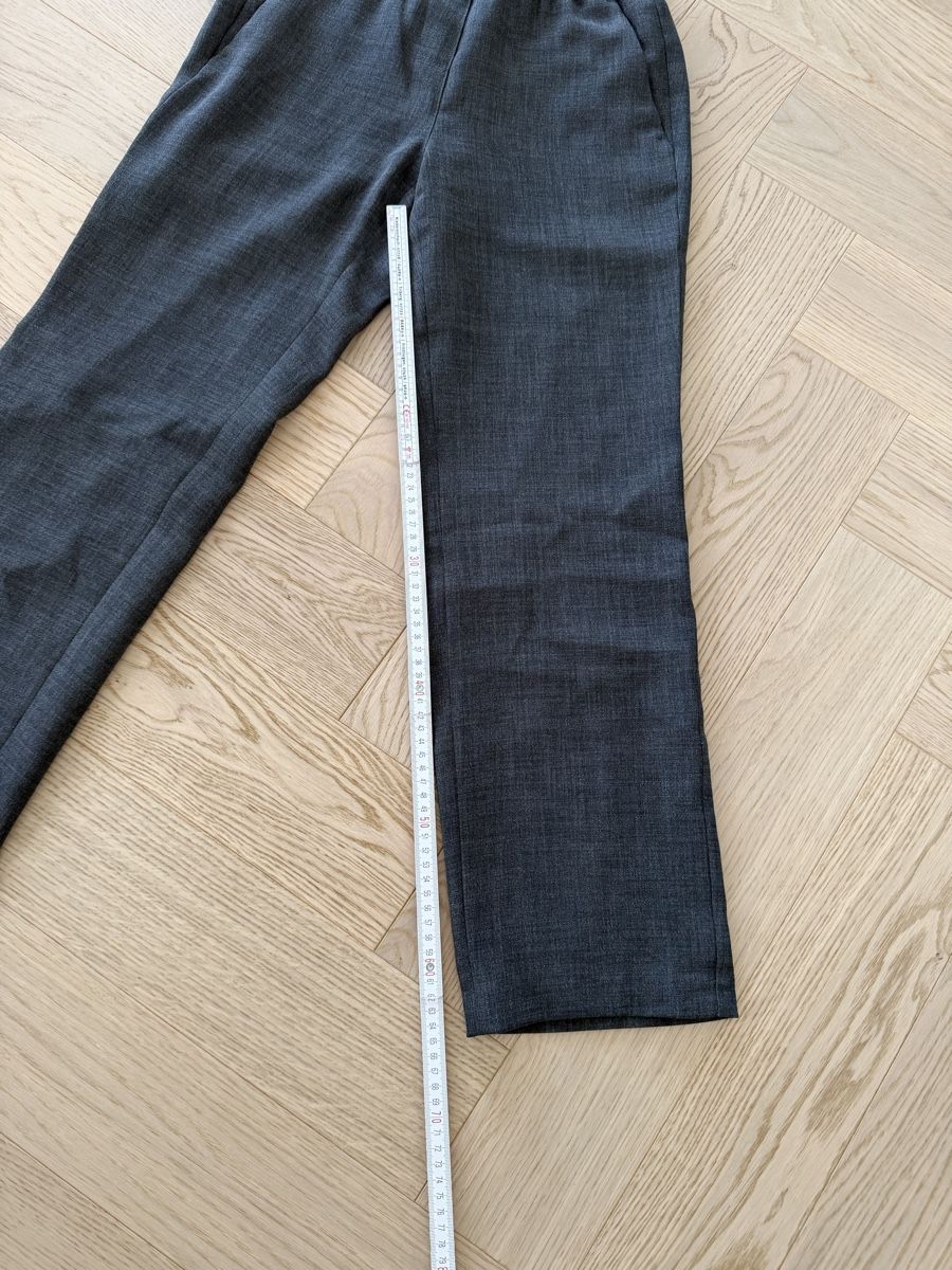 Marc Cain Pantaloni: Marc Cain Schicke Stoffhose XS – Nuovo (secondo la descrizione) da Horgen venduto da Christina93Jolina 2
