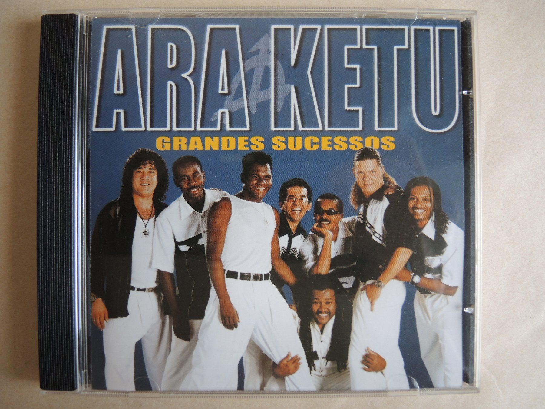 CD: Ara Ketu - Grandes Sucessos CD – Usato da Rorschach venduto da maeck8