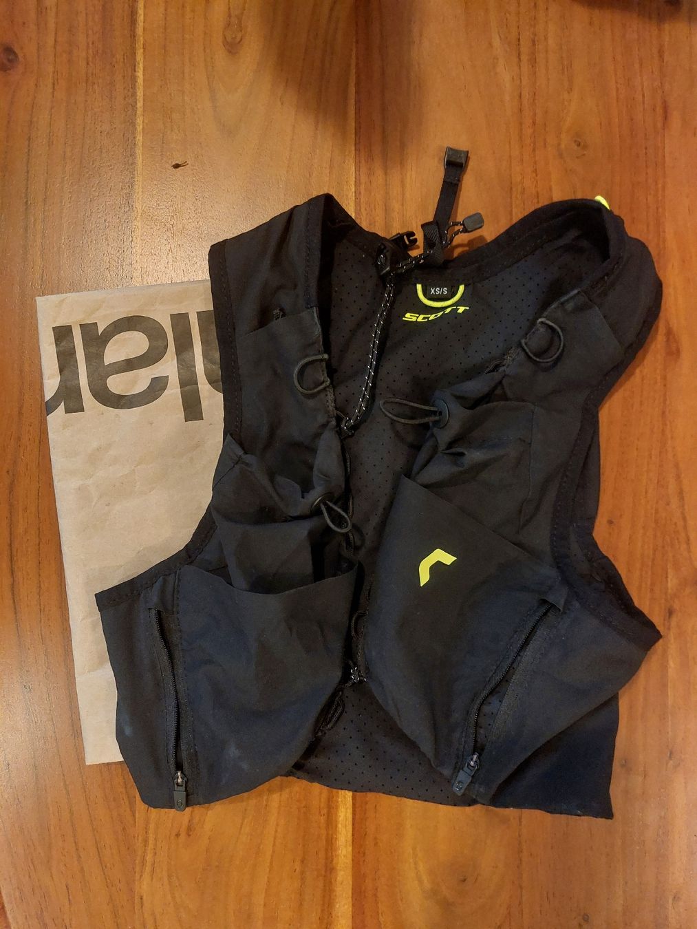 Scott Zaini: Sac de trail Scott RC CR 10 taille XS – Nuovo (secondo la descrizione) da Lausanne venduto da Pierre_G