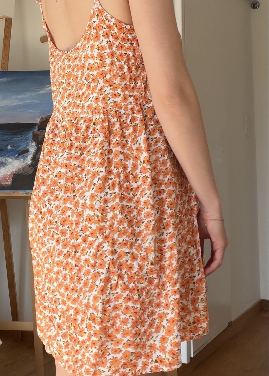 Robes: Kleid orange Blumenmuster leicht Grösse S neu – D'occasion à Aesch par fiona.sophie 1