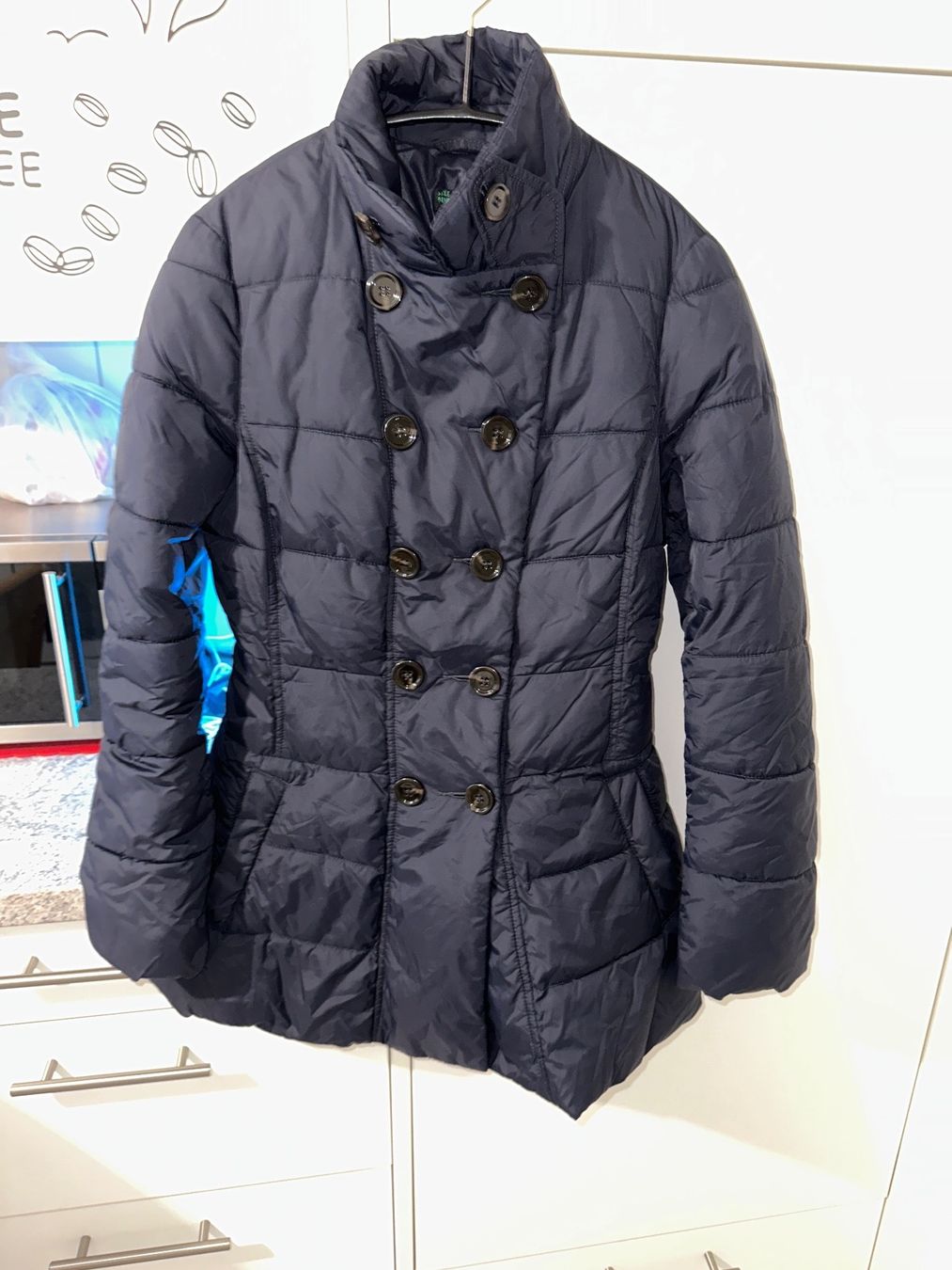 Benetton Cappotti: BENETTON GESTEPPTER MANTEL GRÖSSE 40 EU XS – Usato da Basel venduto da ros_sb8c