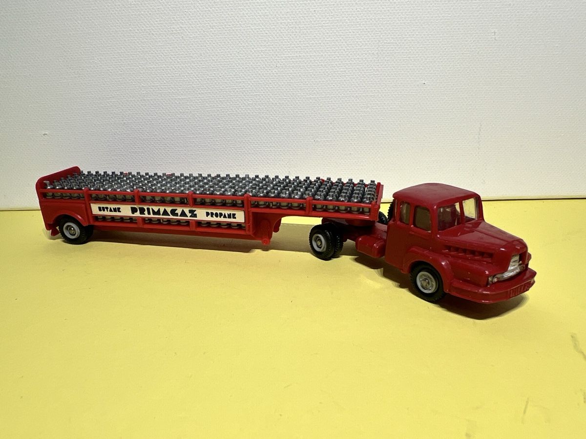 Norev Modellini d'auto: Norev Unic Gastransporter 1/87 – Usato da Weinfelden venduto da Kammerflimmern 2