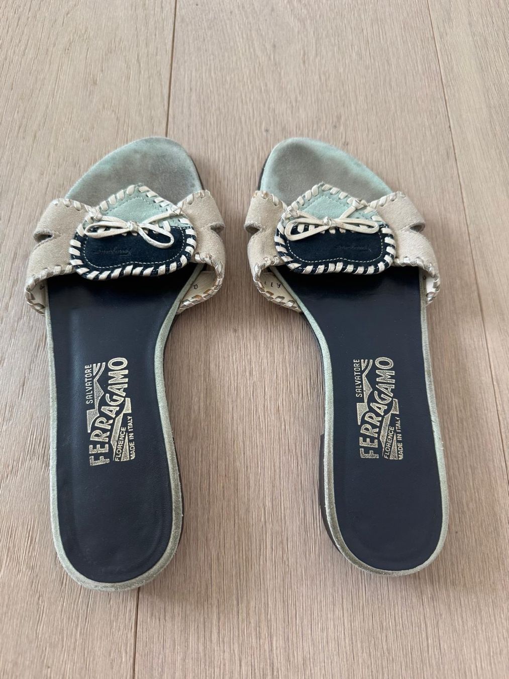 Salvatore Ferragamo Damenschuhe: Sandale Ferragamo – Gebraucht aus Zollikon von gab_v26c 2
