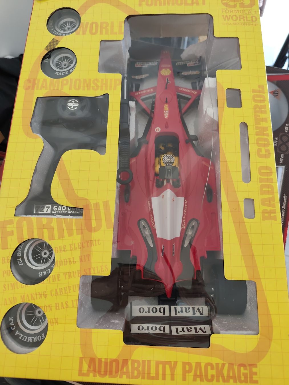 Modellismo RC: Formula One 1/10th Scale Radio Control Racing Car – Nuovo e nell'imballaggio originale da Solothurn venduto da AlexaStein 1