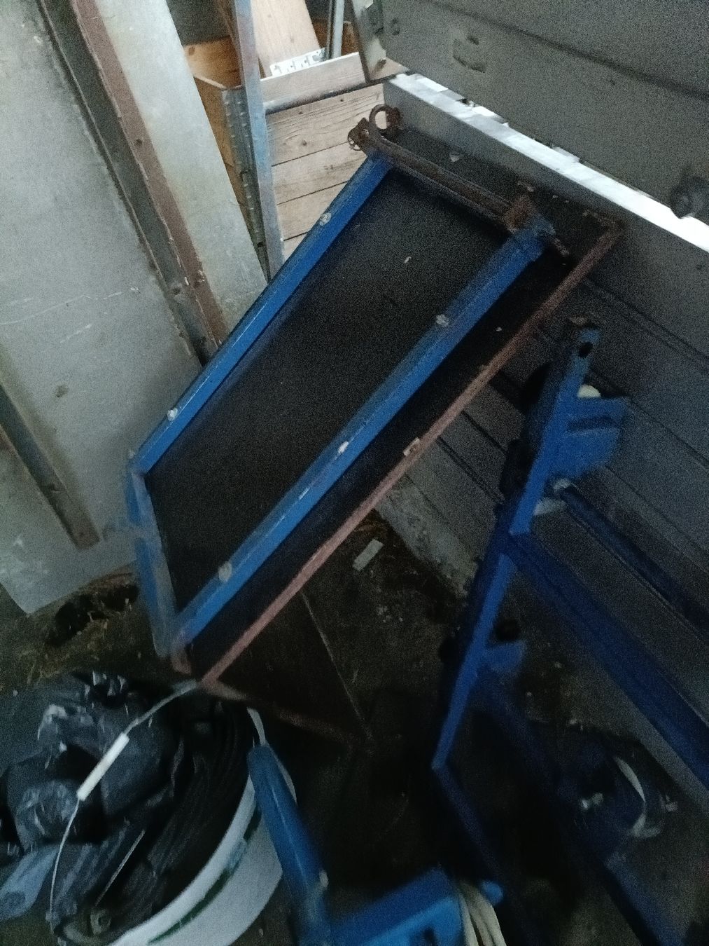 Tutti gli attrezzi: Dachdecker Lift  – Usato da Sihlbrugg venduto da Z...D 5