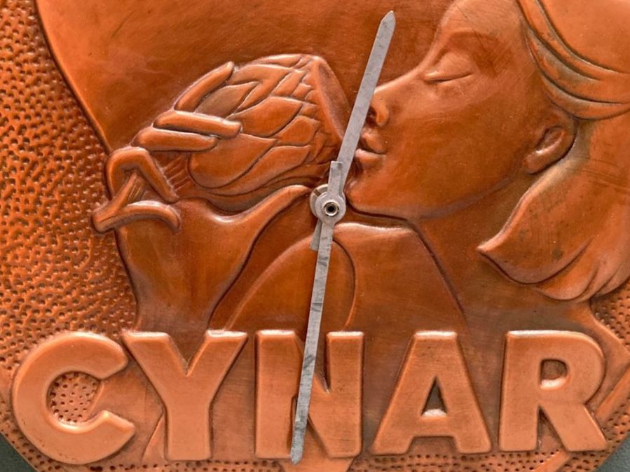 Kienzle Stand- & Wanduhren: Cynar Wanduhr / Vintage – Gebraucht aus Zürich von Stuchi1 9