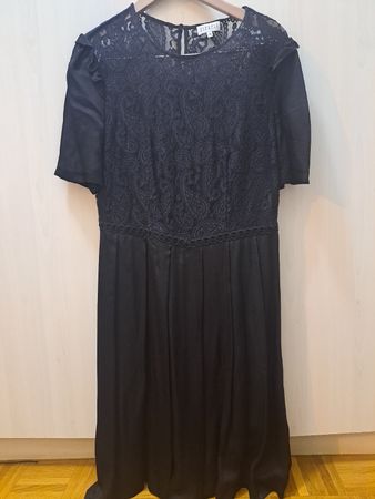 Robe noire Claudie Pierlot T38, élégante pour l'automne 🍂