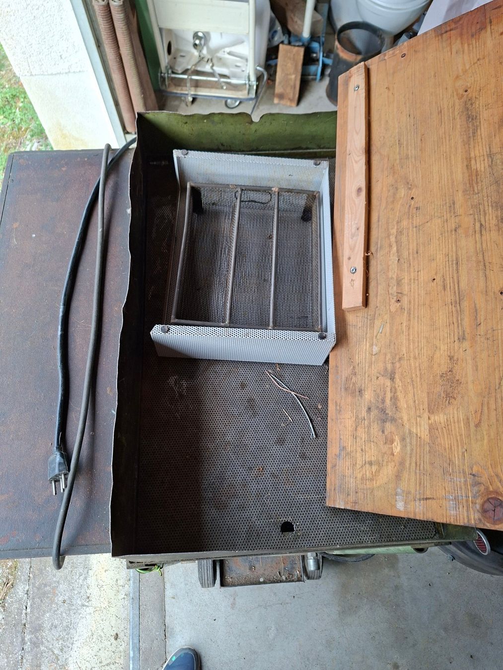 Pompes et pièces: Kleinteilereiniger mit Luftkompressor – Défectueux à Neunkirch par Hjfrick 3