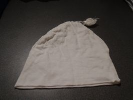 Mütze One Size, weiss mit Pommel