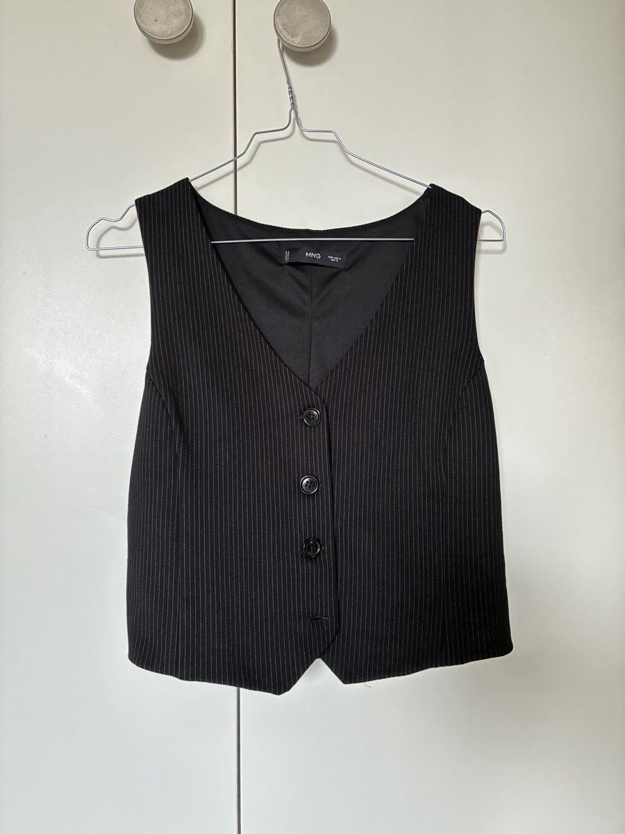 Mango Gilets & Westen: Weste Mango, gestreift schwarz, neuwertig – Neu (gemäss Beschreibung) aus Basel von ememilil
