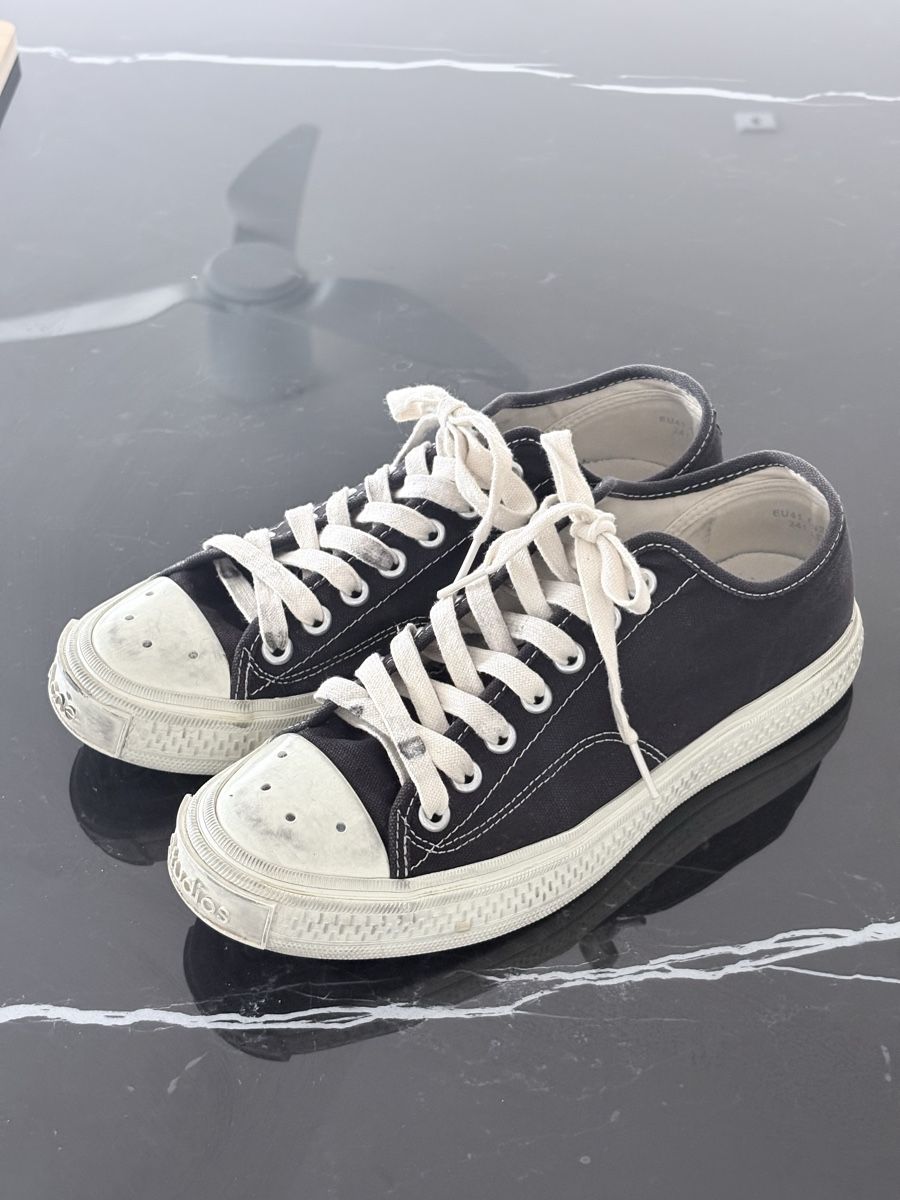 Acne Studios Scarpe da donna: ACNE STUDIOS schwarz Grösse 41 – Usato da Zürich venduto da auto-moto