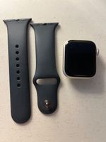 Apple Watch SE 40 mm Silber – Sehr guter Zustand