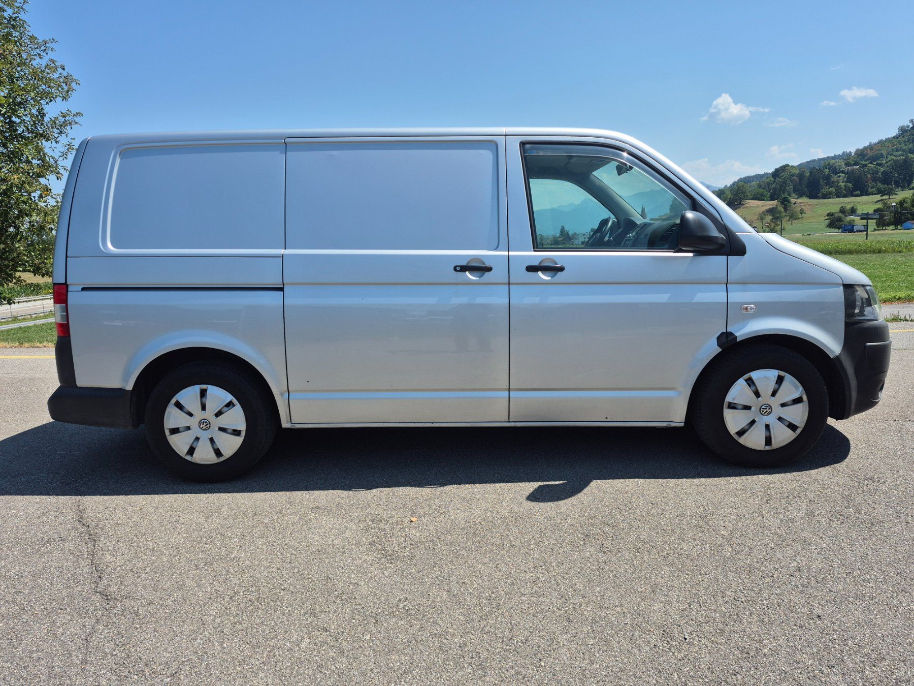 VW Nutzfahrzeuge: Volkswagen T5  2.0 AB MFK – Gebraucht aus St. Margrethen von Autozentrum1 3