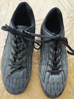 Hallenschuhe Turnschuhe *NEU*Gr. 39