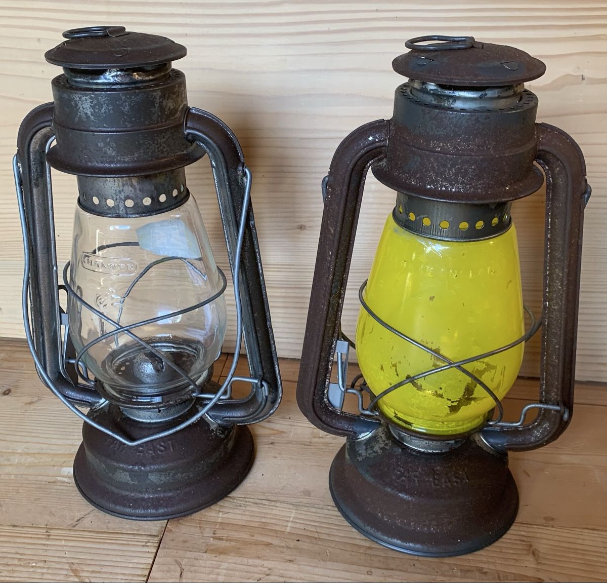 Lampen & Licht: 2 Petrollaternen Chalwyn der CH Armee – Gebraucht aus Goldingen von Bergler012 2
