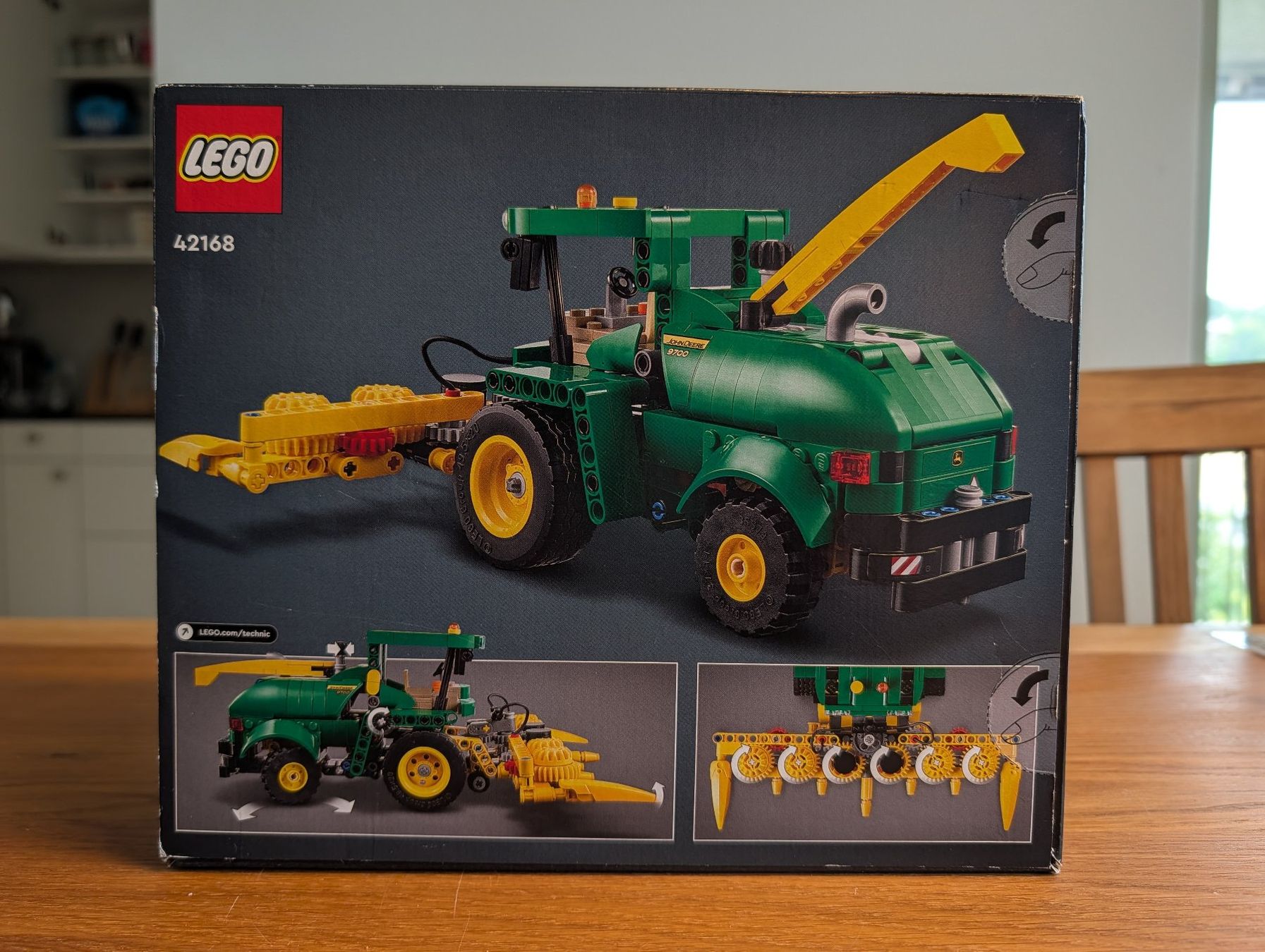 Lego Giocattoli: LEGO Technic John Deere 9700 Forage Harvester - ungeöffnet – Usato da Horw venduto da Frostbutts 1