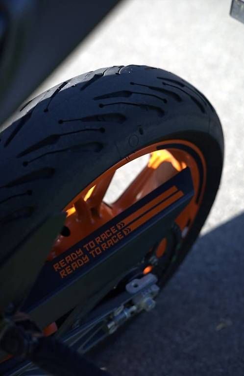 Route: KTM Duke 125 - Full Options – D'occasion à Villeret par Evan.Stengel 2