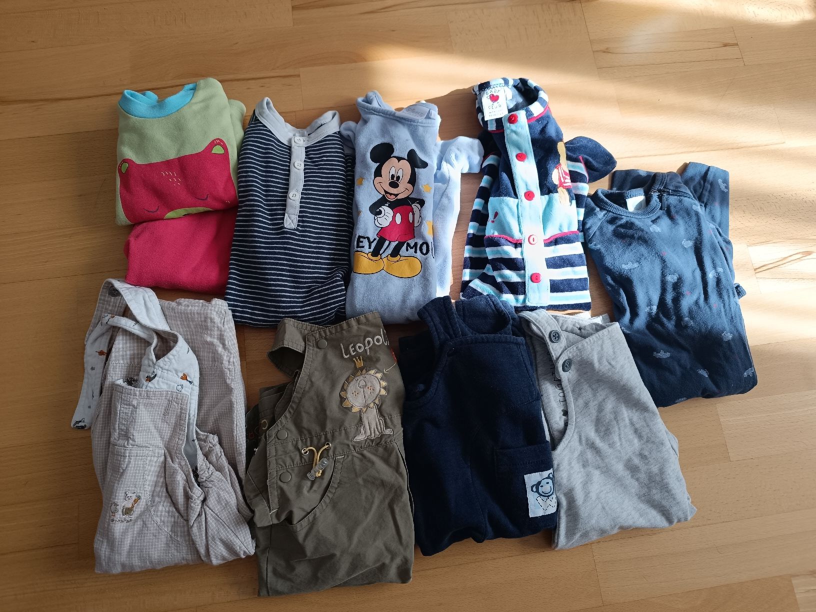 Kleiderpakete & -sets: Babyset Junge Gr. 68 – Gebraucht aus Näfels von ang_p78x