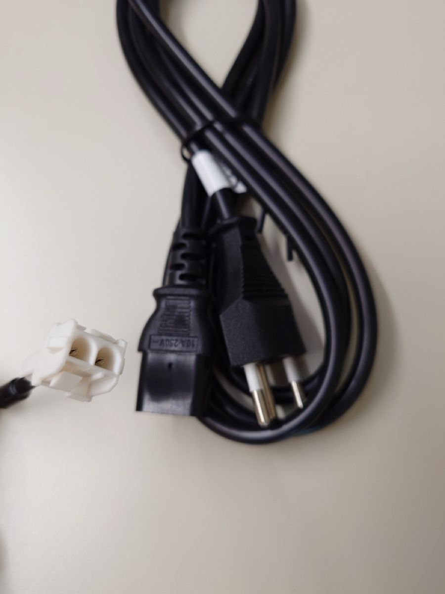 Ladegeräte: Ladegeräte für Autobatterie – Neu (gemäss Beschreibung) aus Tägerwilen von jna_5zmg