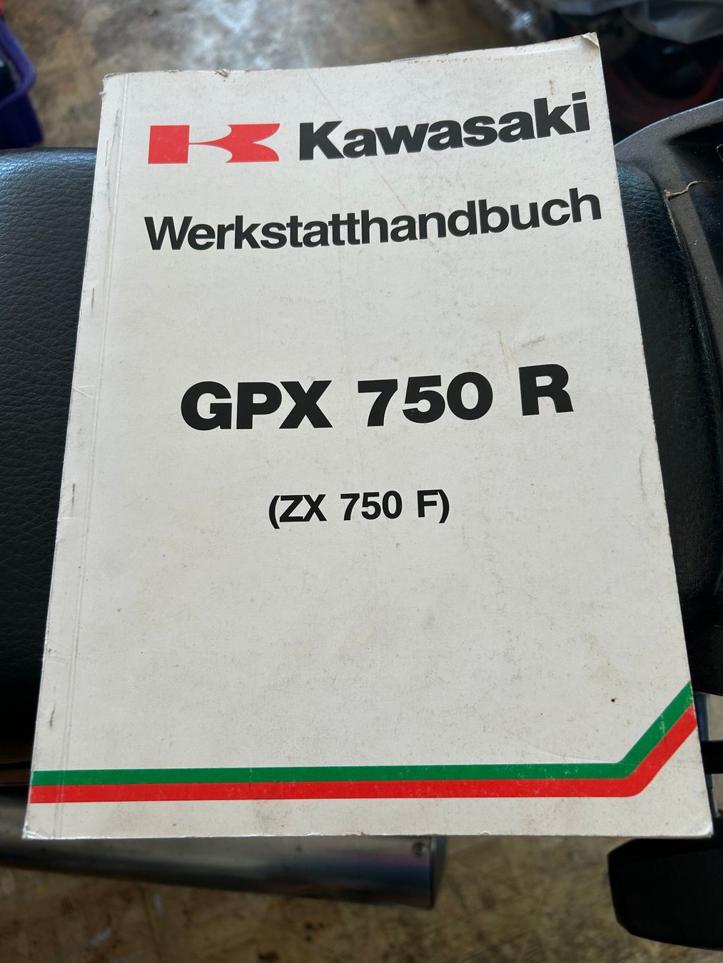 Kawasaki Touring: Kawasaki GPX750R – Usato da Moutier venduto da gabi6816 8