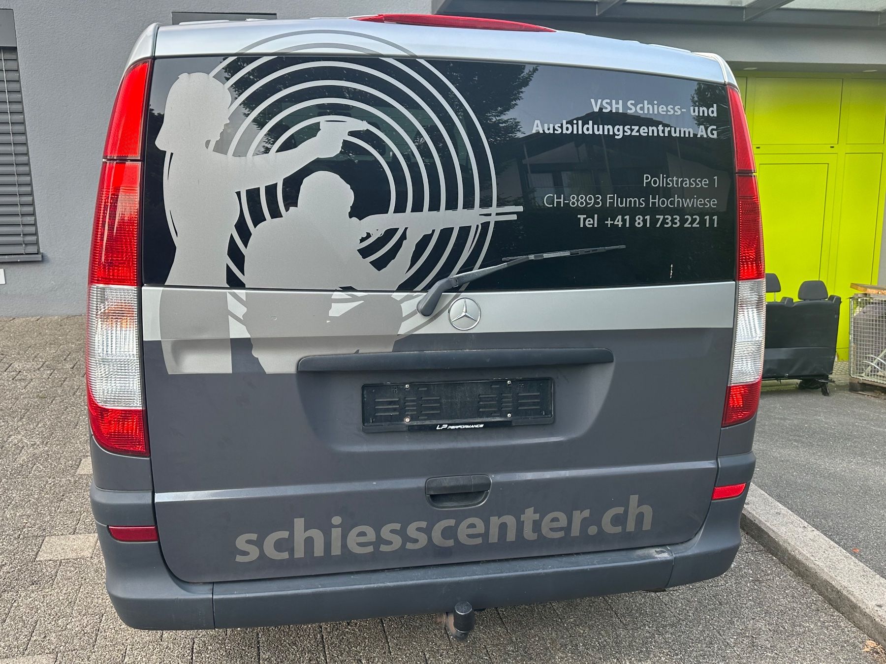 Mercedes-Benz Veicoli commerciali: Mercedes Benz Vito 115 CDI lange Version – Difettoso da Uznach venduto da Deer1 1