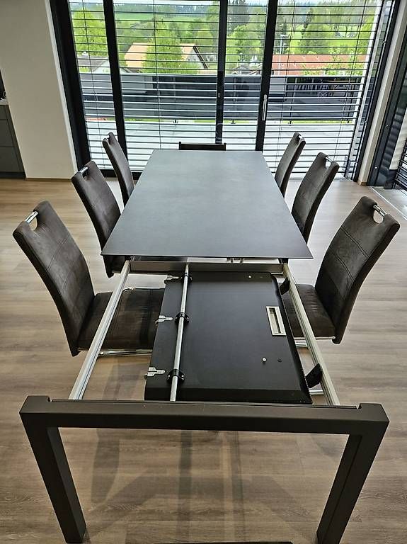 Tavoli: Table sonali dekton anthracite – Usato da Les Genevez JU venduto da LCRE 1