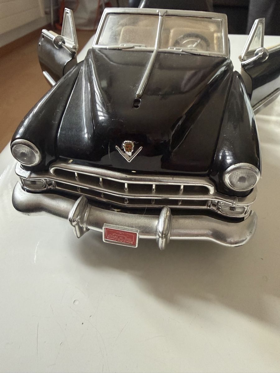 Cadillac Modellautos: Cadillac – Gebraucht aus Baden von noli.r 1