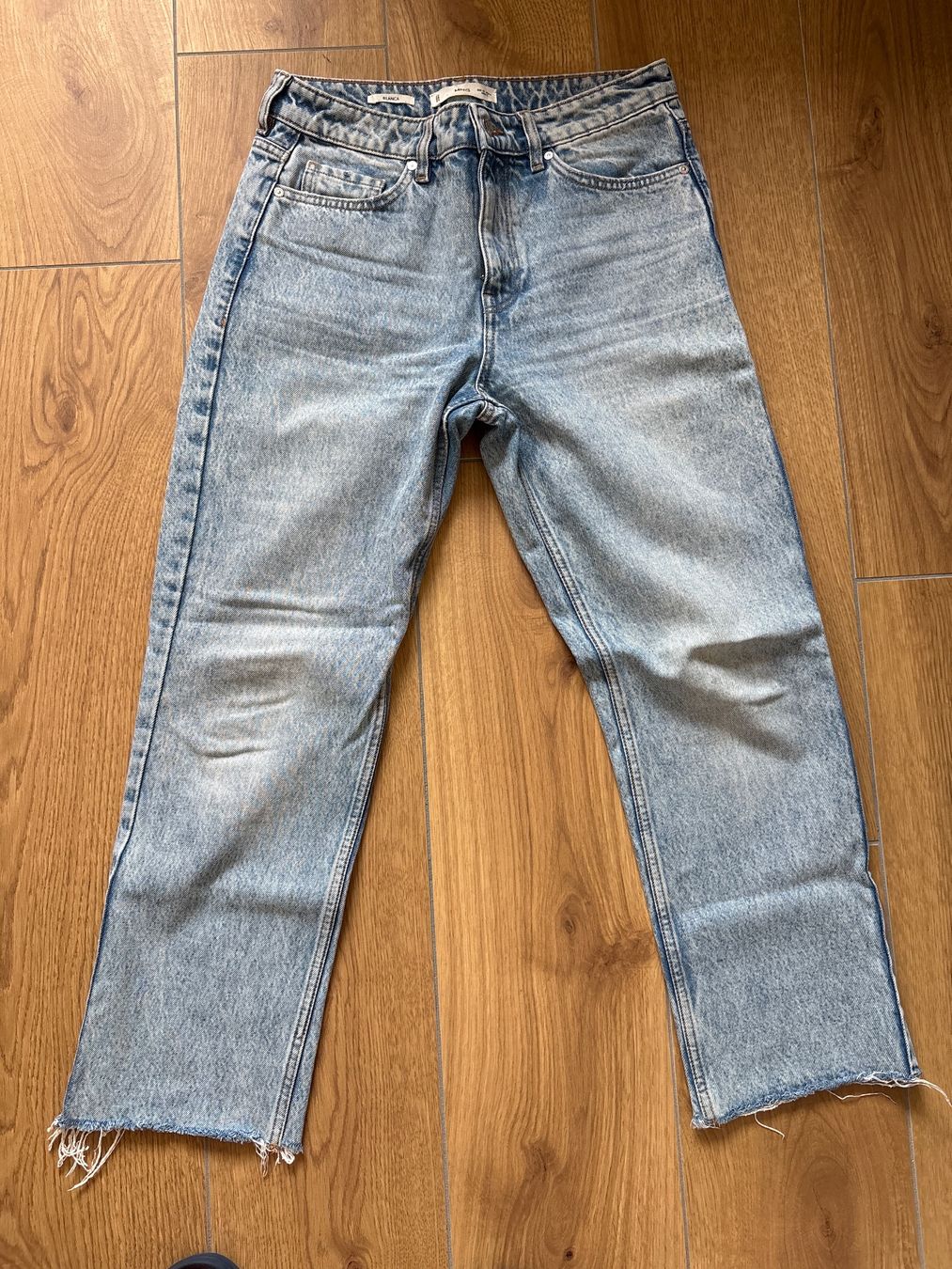 Mango Jeans: Jeans MANGO NEUF – Usato da Martigny venduto da tha_d5hn