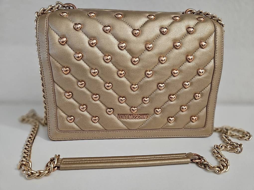 Taschen für Damen: LOVE MOSCHINO Schultertasche – Gebraucht aus Benken SG von Bernet92