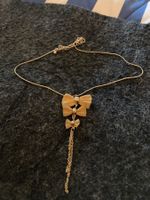 Joli collier fantaisie