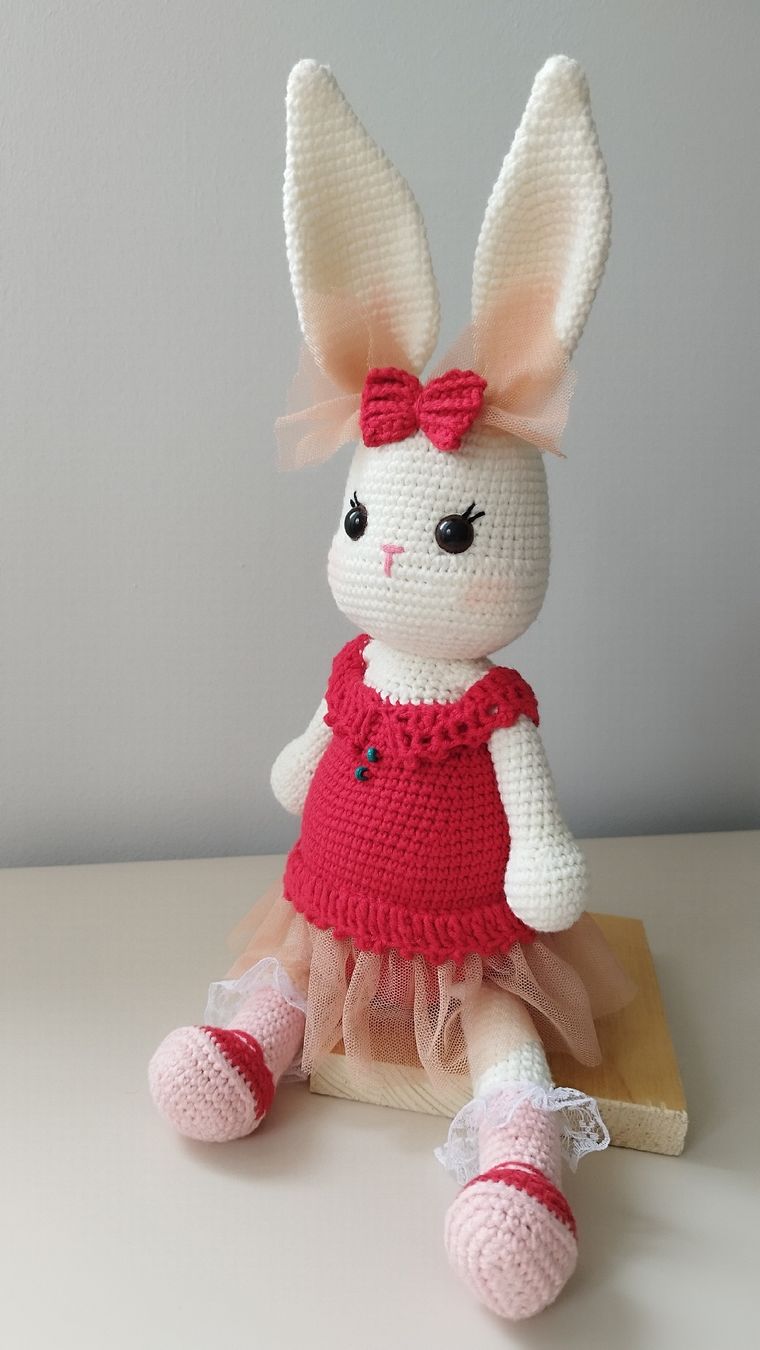 Bambole: Handmade Crochet Bunny Doll, New - Gift for Easter! 42cm – Nuovo e nell'imballaggio originale da Arnex-sur-Orbe venduto da can_97vn 7