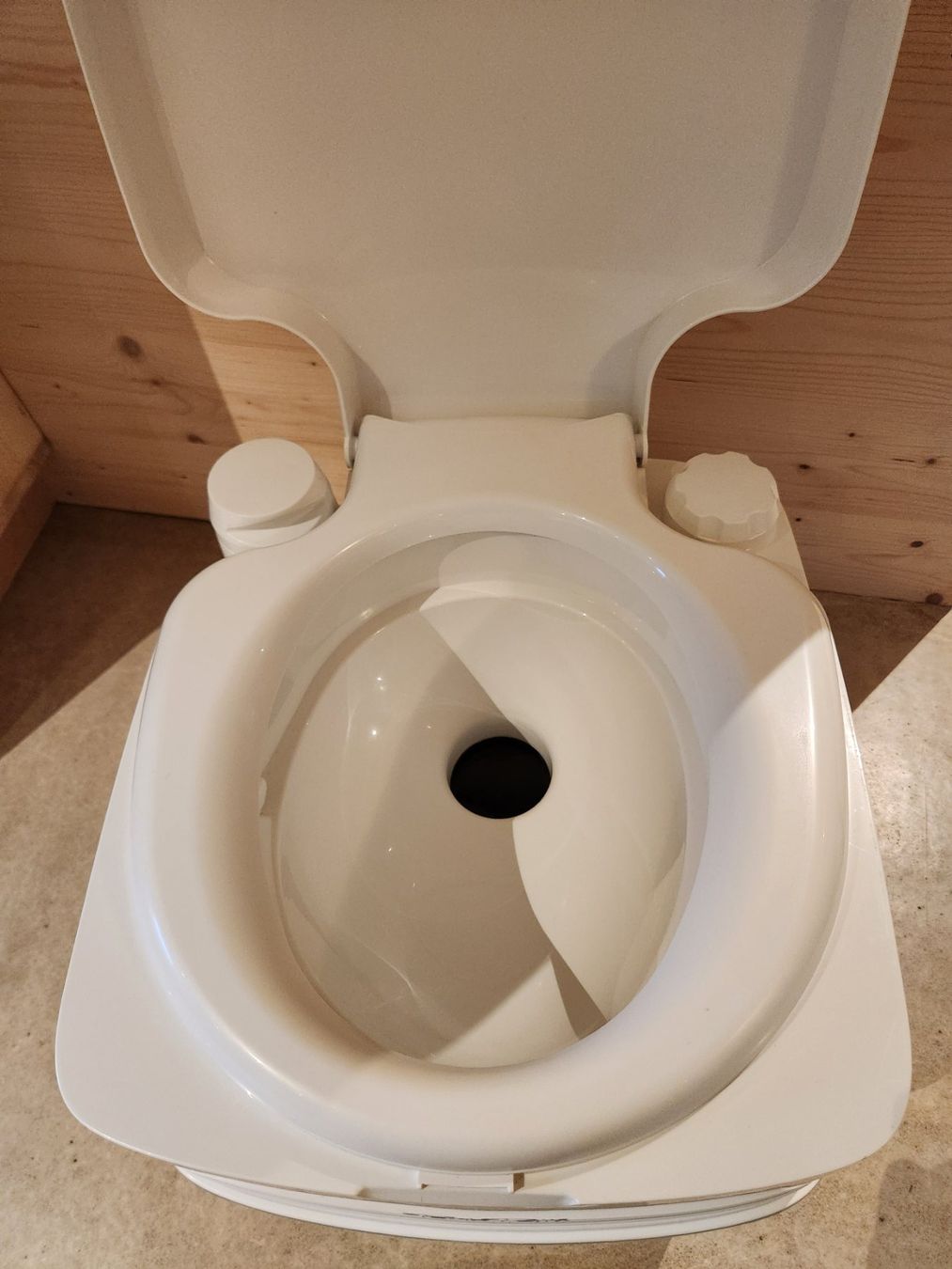 Thetford WC: Camping Toilette – Usato da Mannenbach-Salenst venduto da alind 2