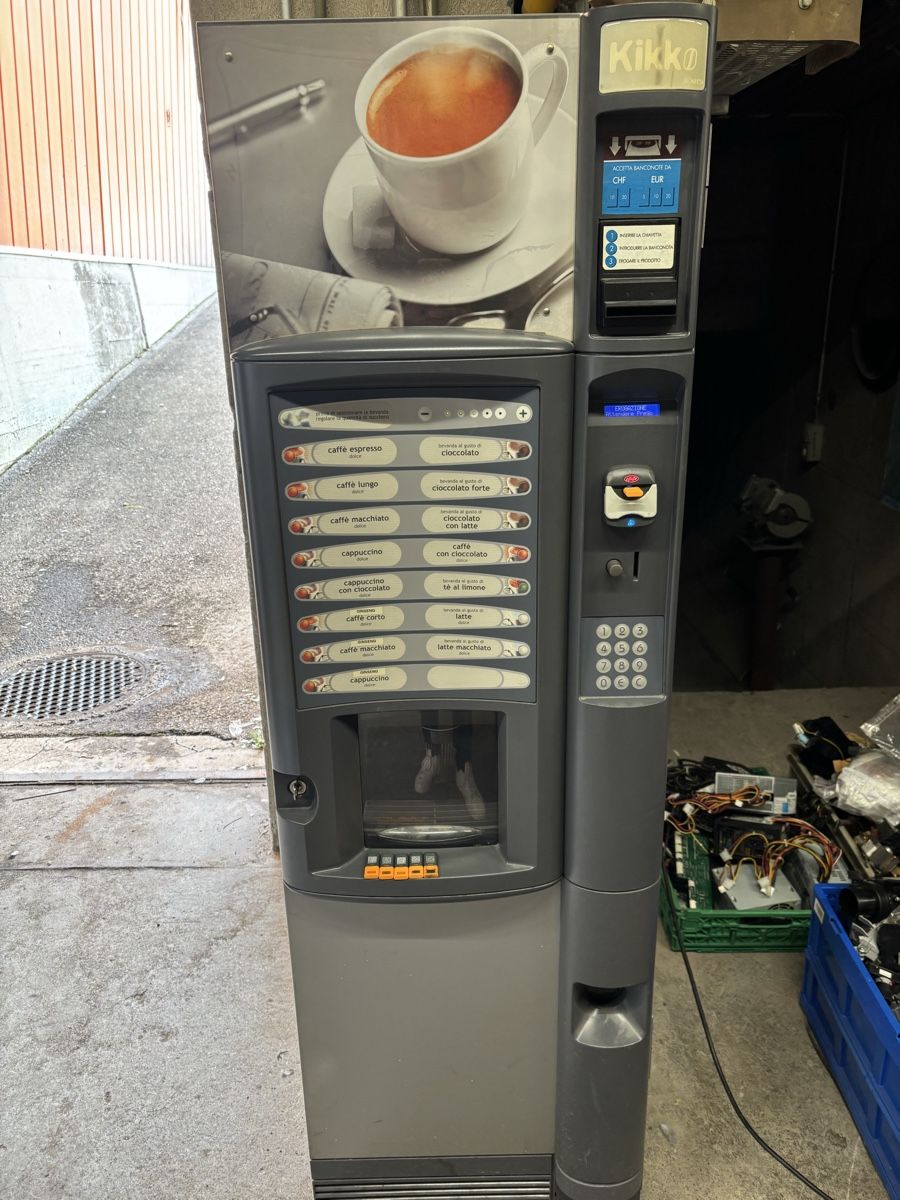 Selecta Kaffeemaschinen & Espressomaschinen: Kaffeeautomat Selecta Necta – Gebraucht aus Bûlach von rju_877h