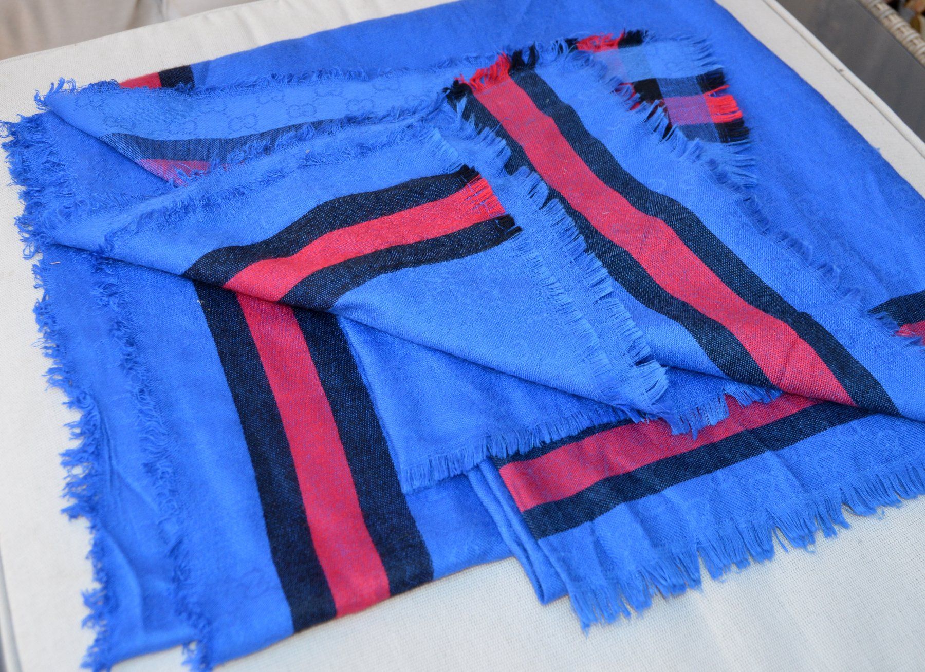 Gucci Foulard & Sciarpe: Gucci Schal / châle – Usato da Collonges venduto da arashee 3