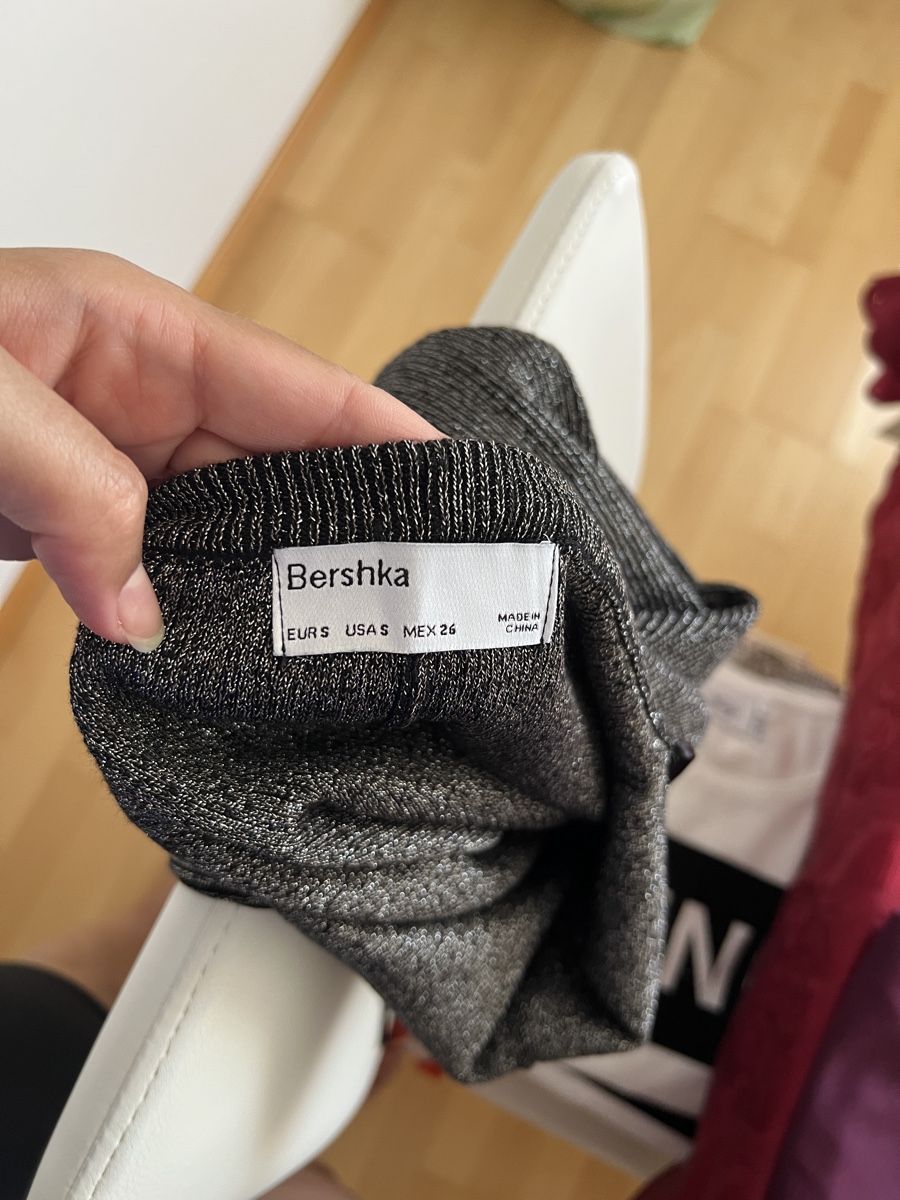 Bershka Tute: Bershka Jumpsuit - S – Nuovo (secondo la descrizione) da Rothrist venduto da FL_17 3