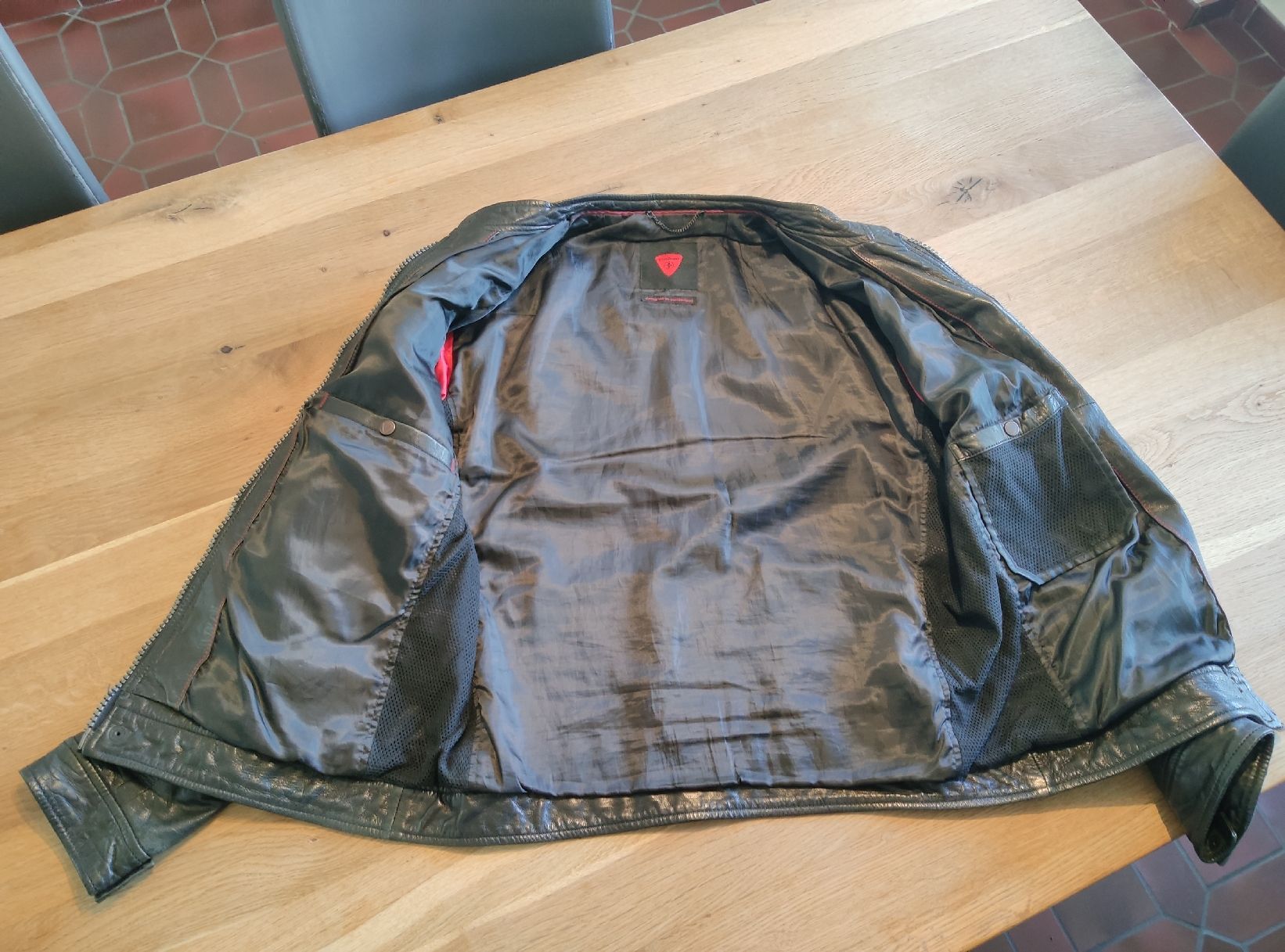 Strellson Giacche: Strellson Lederjacke - schwarz - neuwertig - Grösse 52 / L – Nuovo (secondo la descrizione) da Zofingen venduto da Justice79 2