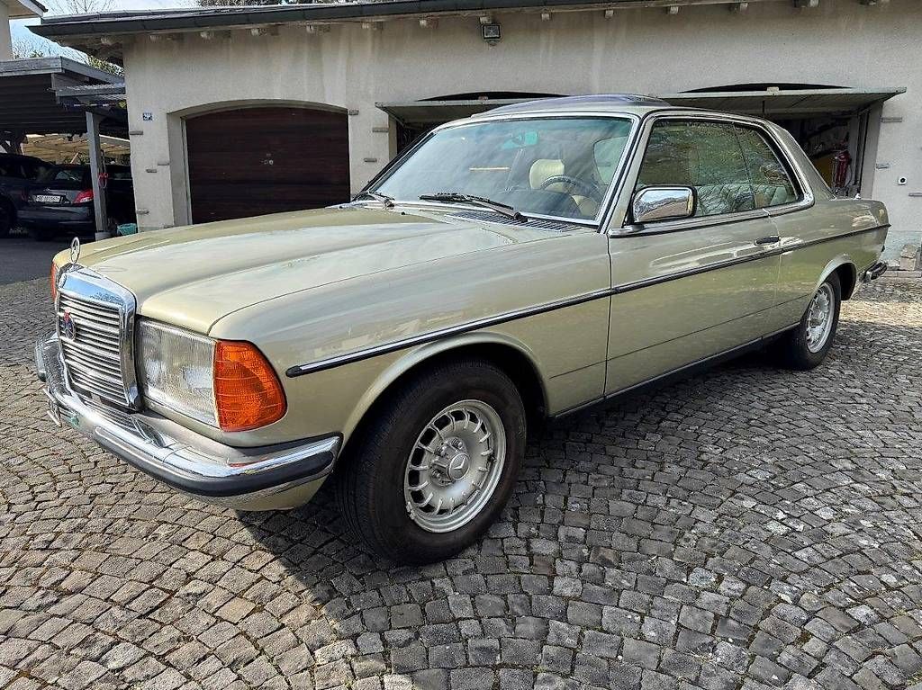 Automobili: Mercedes-Benz C123 Coupé 280 CE – Usato da Langenthal venduto da Goergens10